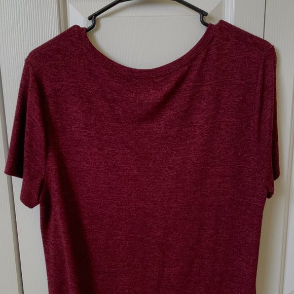 Maroon low cut Abercrombie & Fitch top - Picture 2 of 4
